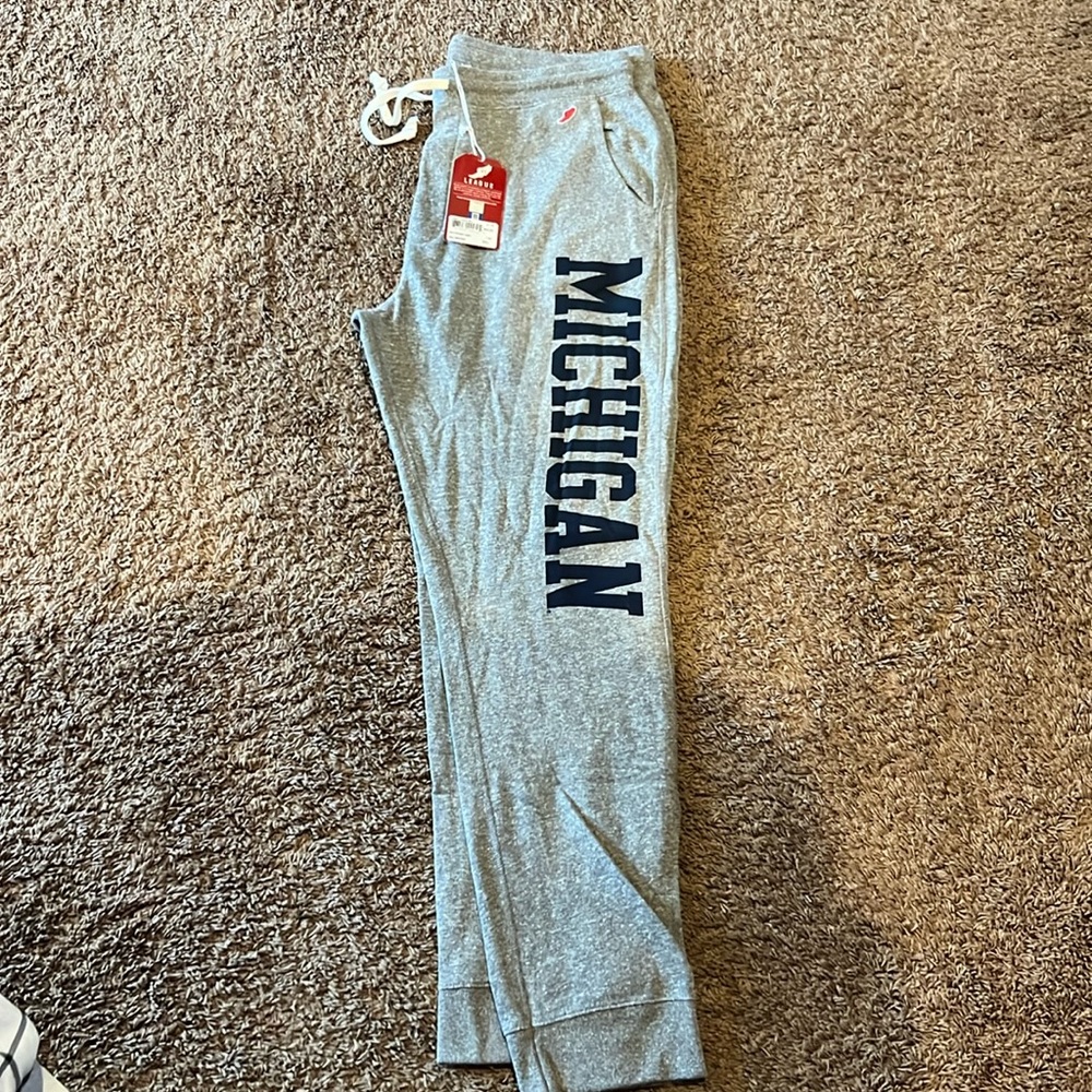 Brand new 2xl Michigan Wolverines sweatpants